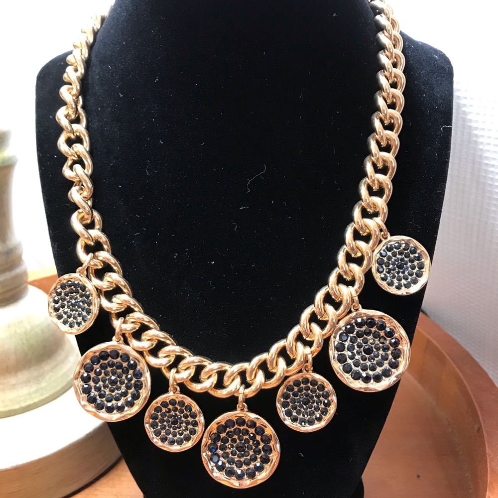 NWT Sparkling Sage Goldtone Necklace w/Circle Drop